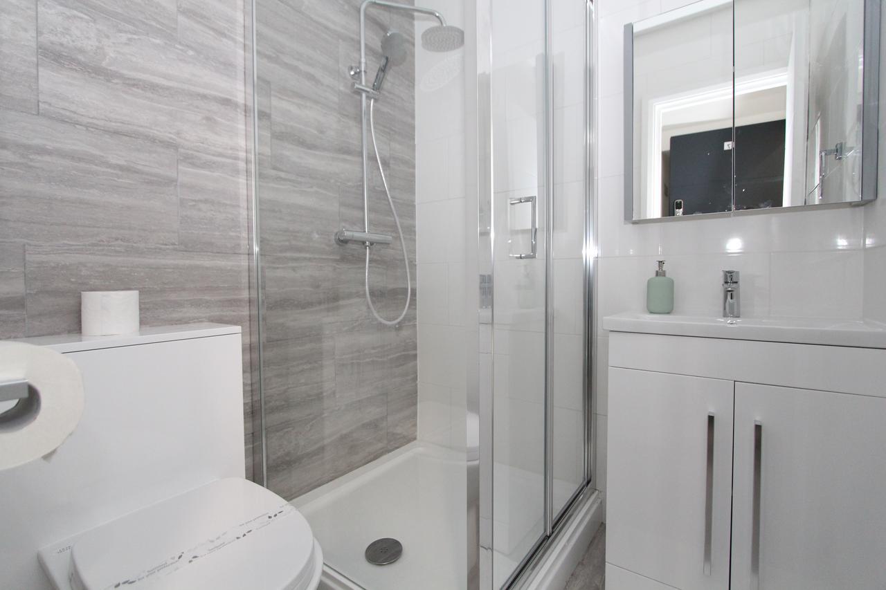 Bluegreen Suites Edgware Bagian luar foto
