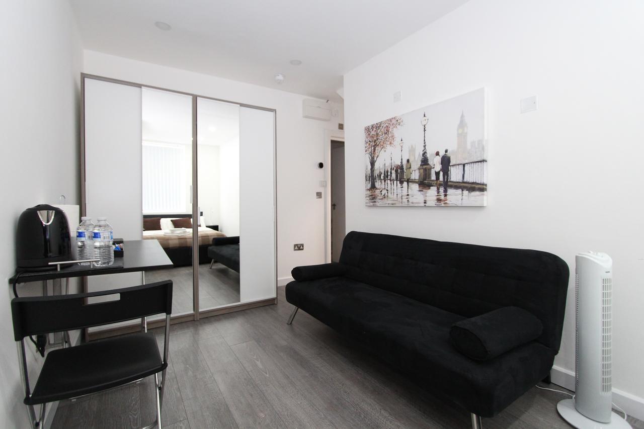 Bluegreen Suites Edgware Bagian luar foto
