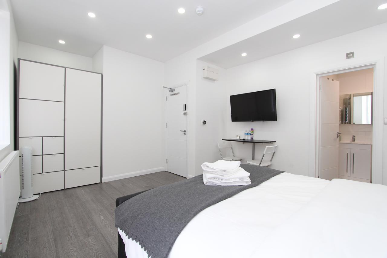 Bluegreen Suites Edgware Bagian luar foto