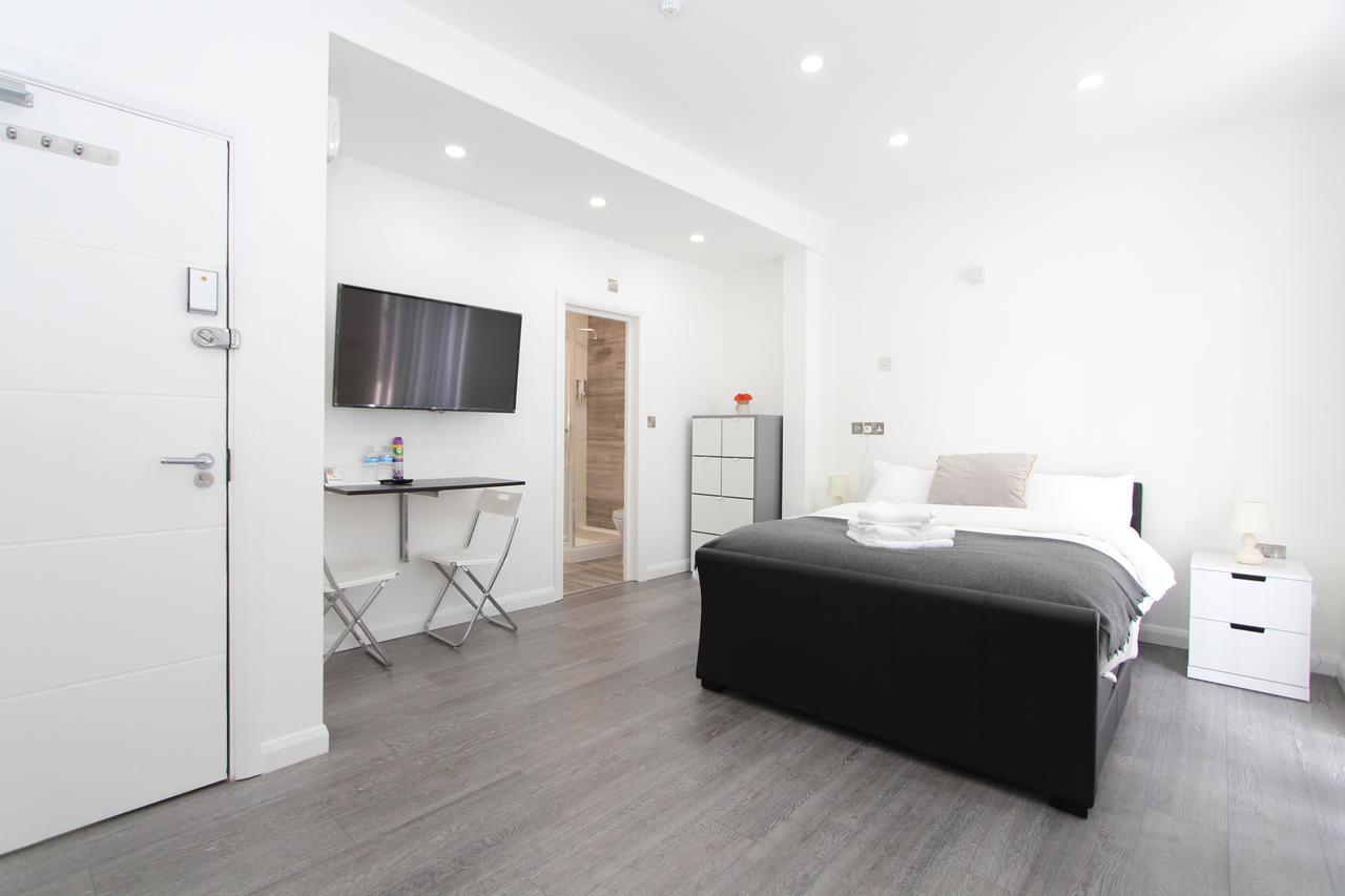 Bluegreen Suites Edgware Bagian luar foto
