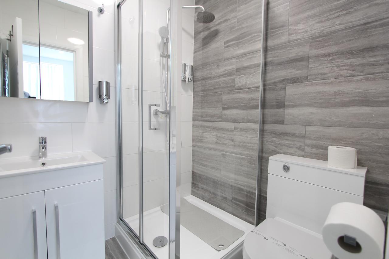 Bluegreen Suites Edgware Bagian luar foto