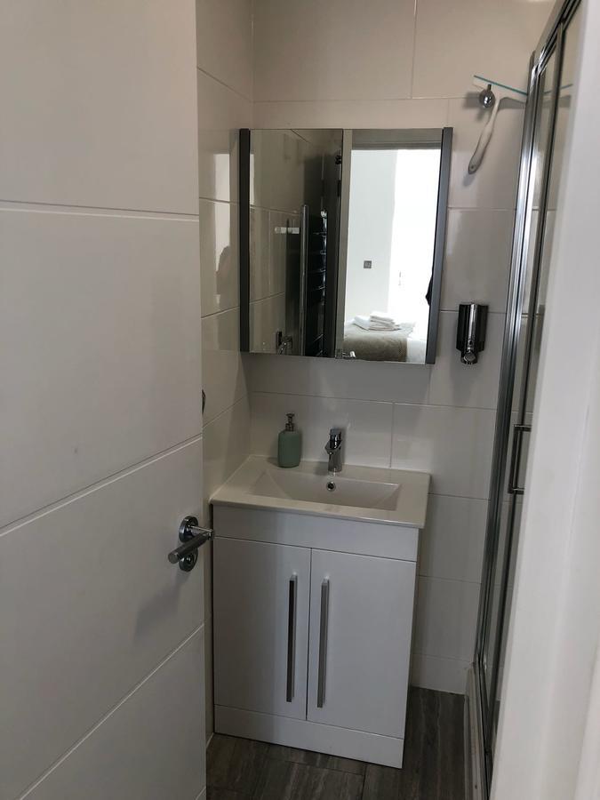 Bluegreen Suites Edgware Bagian luar foto