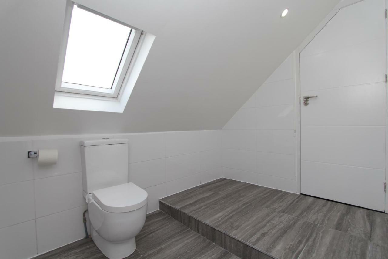 Bluegreen Suites Edgware Bagian luar foto