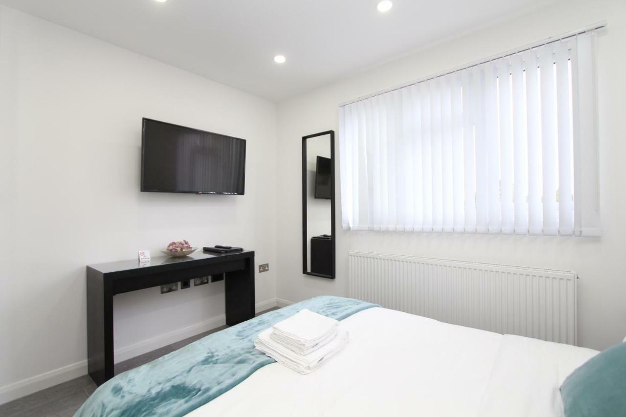 Bluegreen Suites Edgware Bagian luar foto